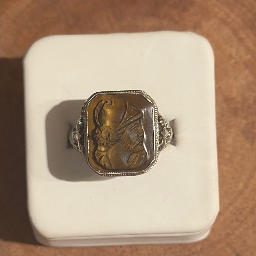 10k size 7 Roman tiger eye amazing condition for the age estate, vintage peace